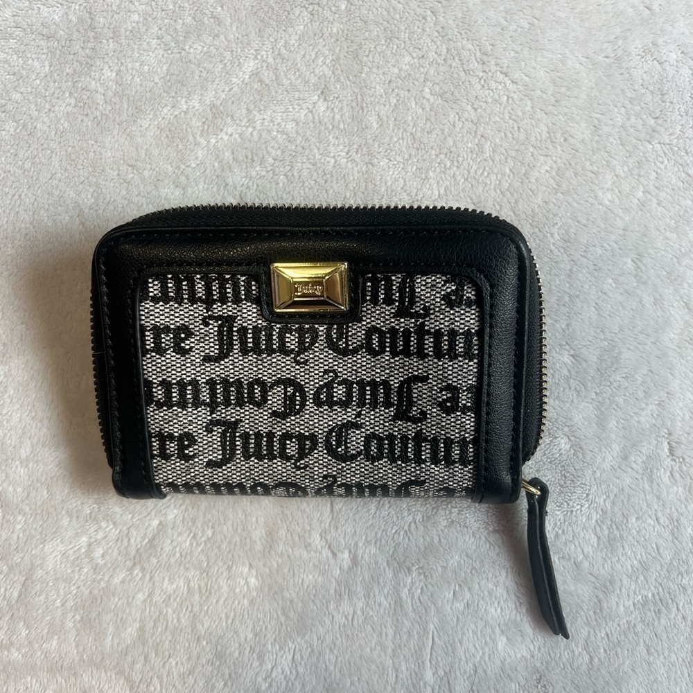 Juicy Couture Card Holder Wallet​​​​​​​​​​​​​​